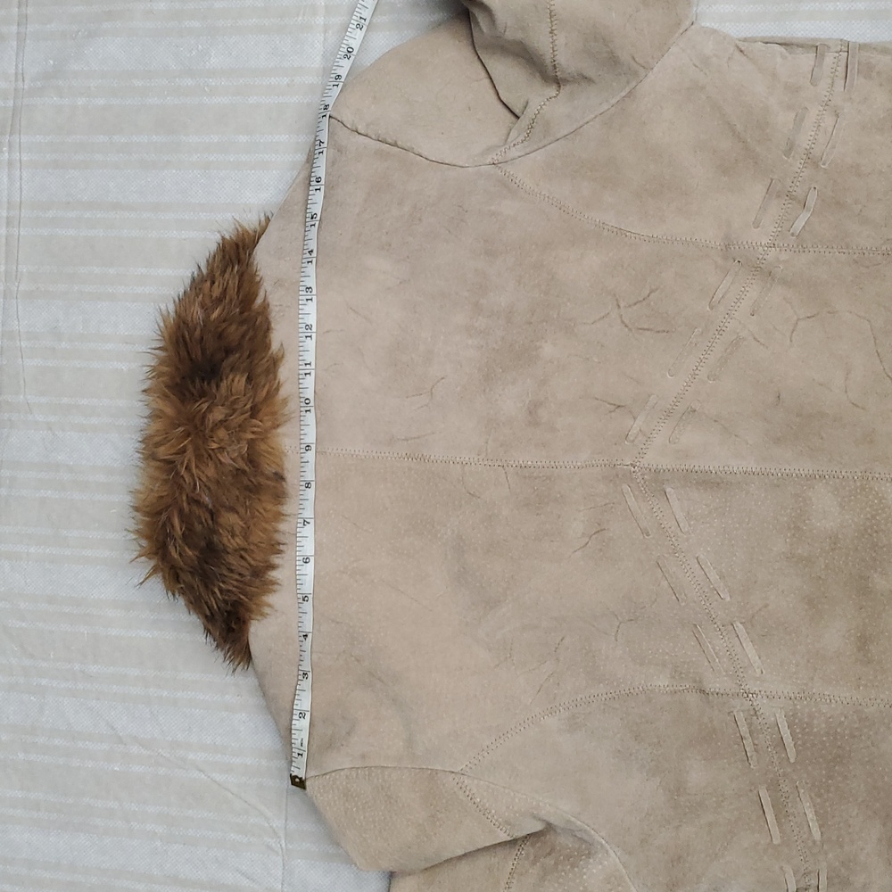BKE Tan Leather Jacket with Brown Fur Trim - Picture 10 of 11